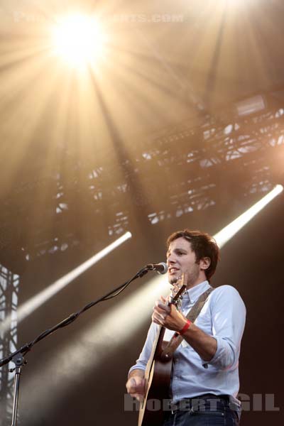 VIANNEY - 2016-07-21 - PARIS - Parvis de l'Hotel de Ville - 